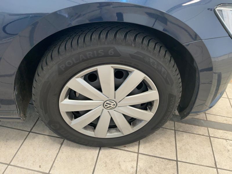 Volkswagen Passat 2.0 TDI Trendline BlueMotion Tech 2016 – снимка 20