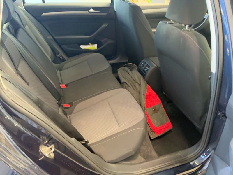 Volkswagen Passat 2.0 TDI Trendline BlueMotion Tech 2016 – снимка 14