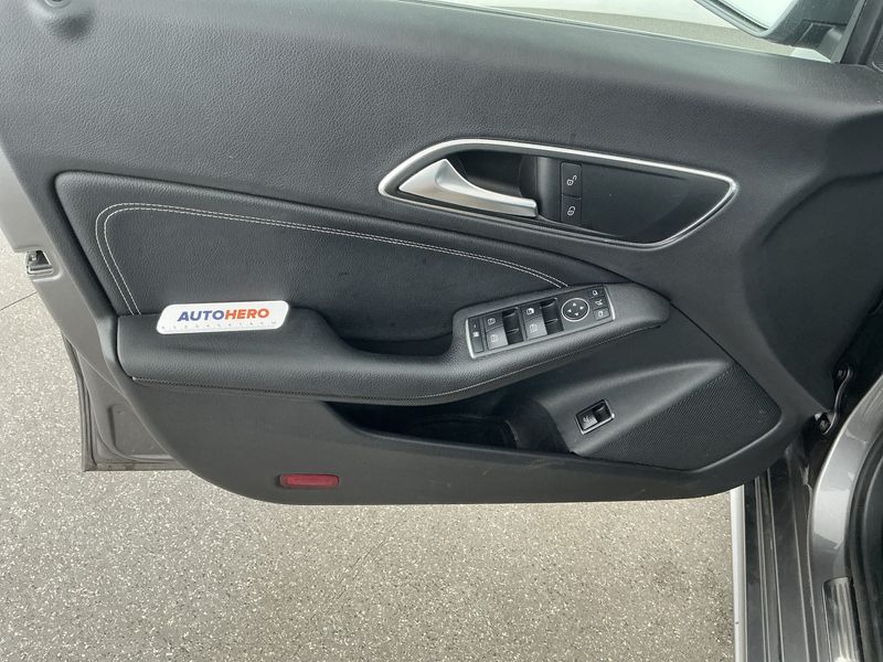 Mercedes-Benz CLA-Klasse CLA 180 2015 – снимка 30