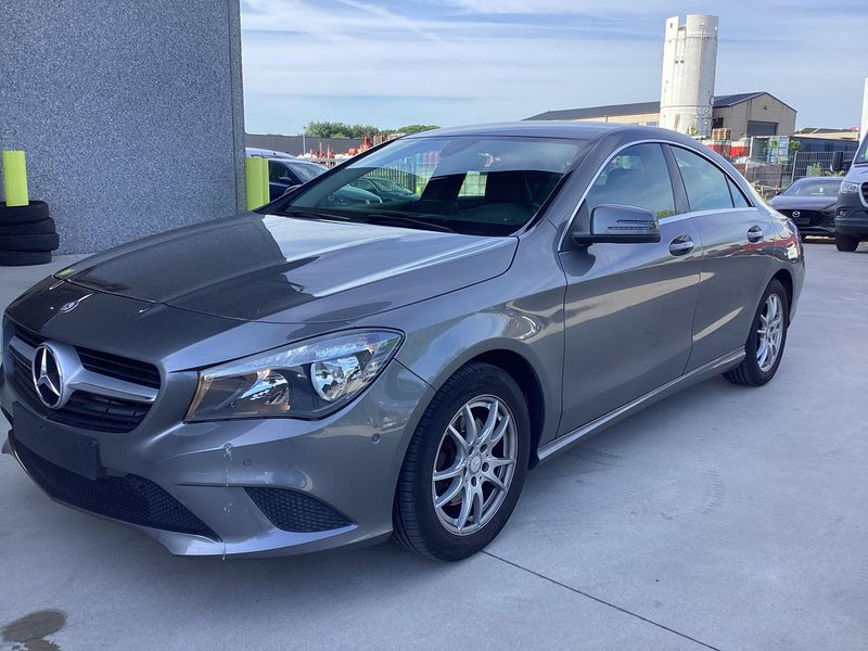 Mercedes-Benz CLA-Klasse CLA 180 2015 – снимка 2