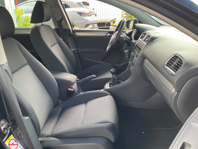 Volkswagen Golf VI 2.0 TDI Advance 2009 – снимка 3