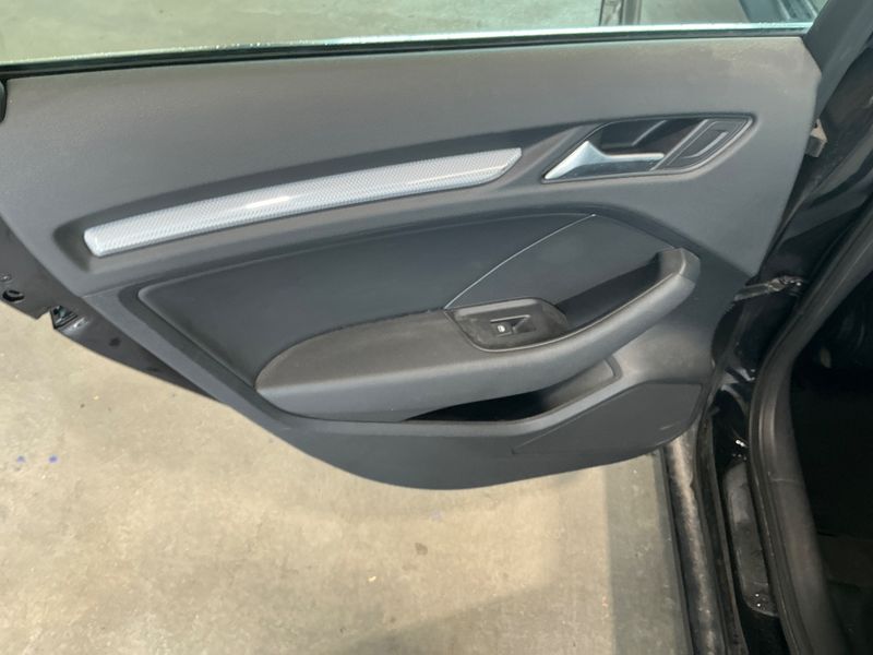 Audi A3 Sportback 2.0 TDI Ambiente 2015 – снимка 24