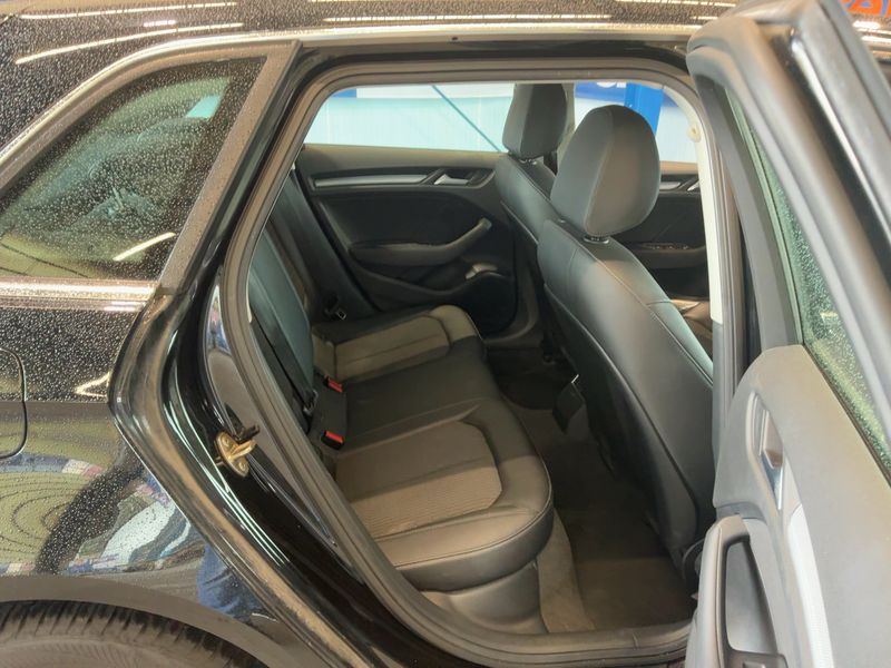 Audi A3 Sportback 2.0 TDI Ambiente 2015 – снимка 19
