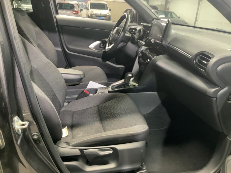Toyota Yaris Cross 1.5 Hybrid Design 2022 – снимка 16