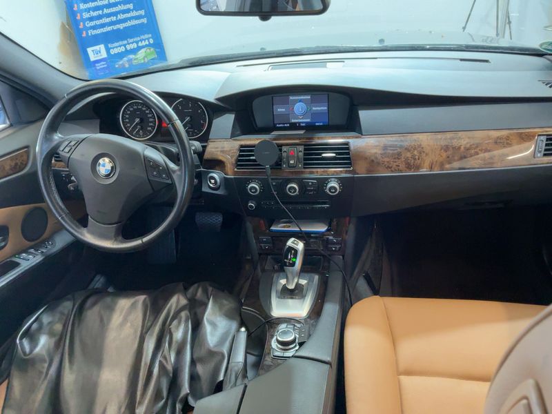 BMW 5er 520d 2010 – снимка 12
