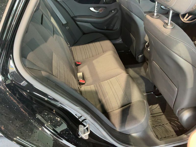 Mercedes-Benz C-Klasse C 220 d T 2019 – снимка 20