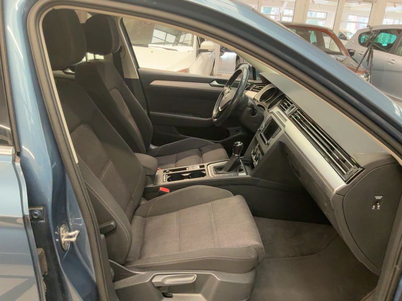 Volkswagen Passat 1.4 TSI Comfortline BlueMotion Tech 2016 – снимка 11