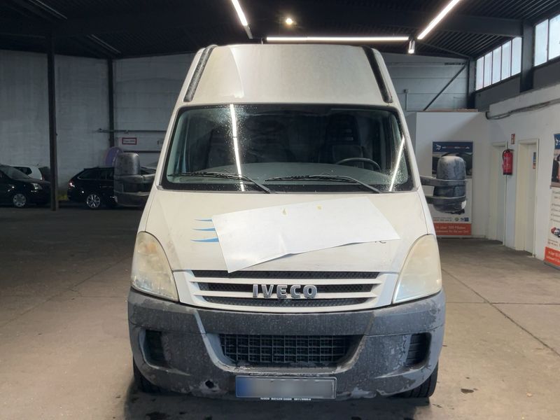 Iveco Daily 2.3 Diesel GKa 35 S Radstand 3300 2009 – снимка 14