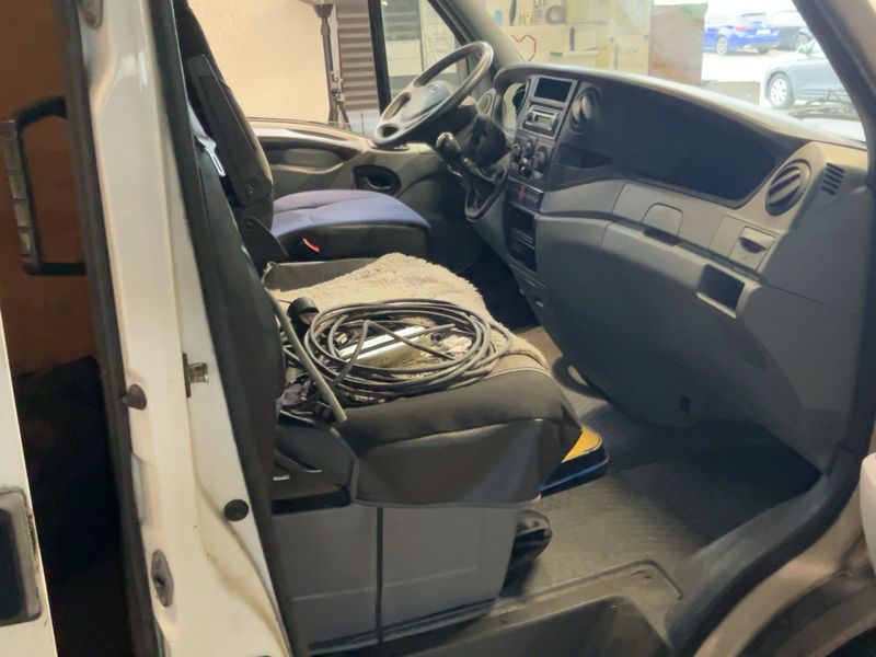 Iveco Daily 2.3 Diesel GKa 35 S Radstand 3300 2009 – снимка 17