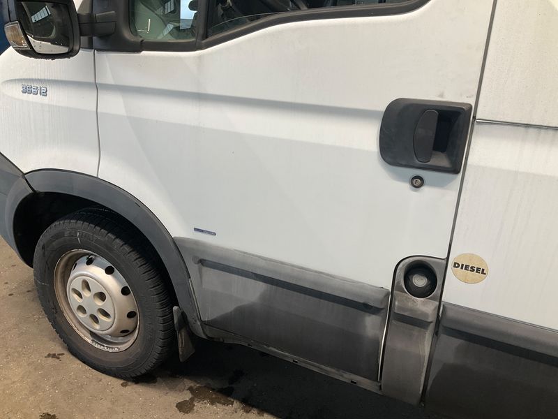 Iveco Daily 2.3 Diesel GKa 35 S Radstand 3300 2009 – снимка 30