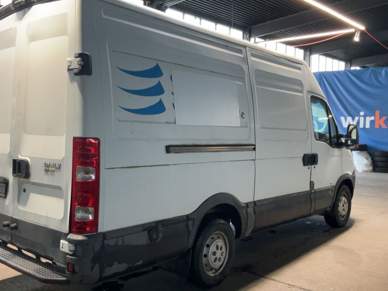 Iveco Daily 2.3 Diesel GKa 35 S Radstand 3300 2009 – снимка 8