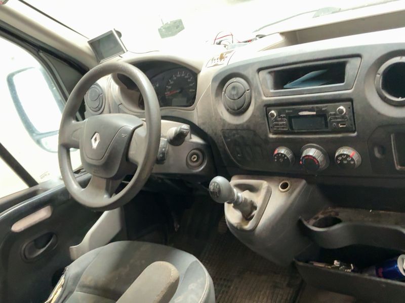 Renault Master 2.3 dCi L2H2 HKa 3,3t 2016 – снимка 17