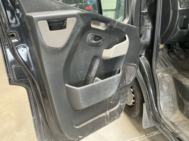 Renault Master 2.3 dCi L2H2 HKa 3,3t 2016 – снимка 39