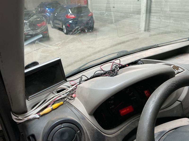 Renault Master 2.3 dCi L2H2 HKa 3,3t 2016 – снимка 35