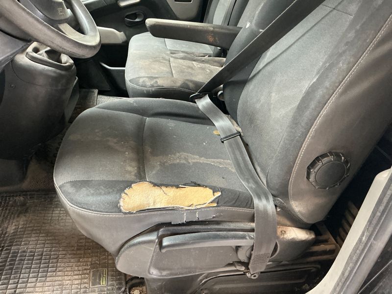 Renault Master 2.3 dCi L2H2 HKa 3,3t 2016 – снимка 37