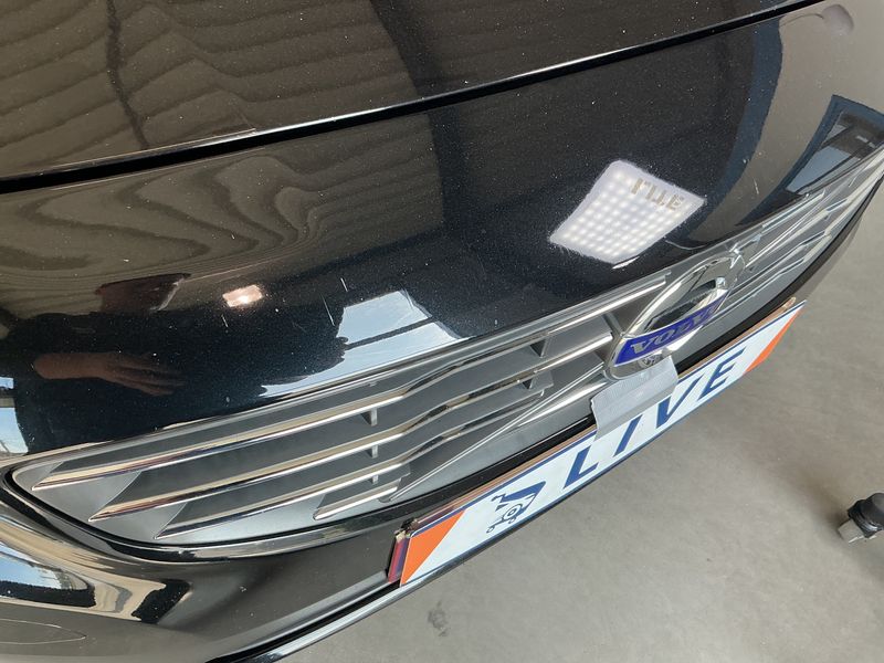 Volvo V60 2.0 D3 Momentum 2018 – снимка 36