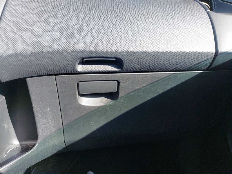 Toyota Yaris 1.4 D-4D Luna 2006 – снимка 65