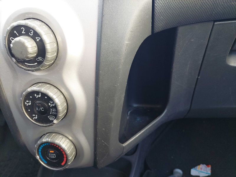 Toyota Yaris 1.4 D-4D Luna 2006 – снимка 56