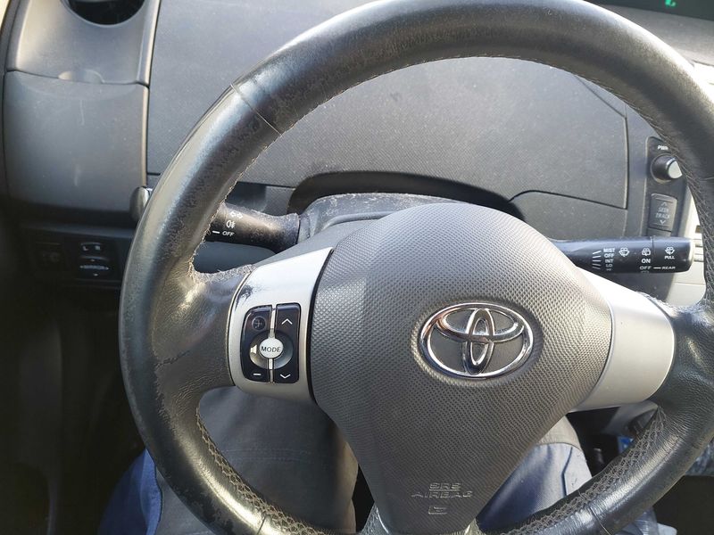 Toyota Yaris 1.4 D-4D Luna 2006 – снимка 57