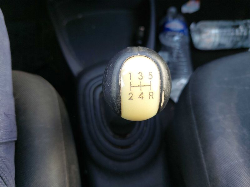 Toyota Yaris 1.4 D-4D Luna 2006 – снимка 55