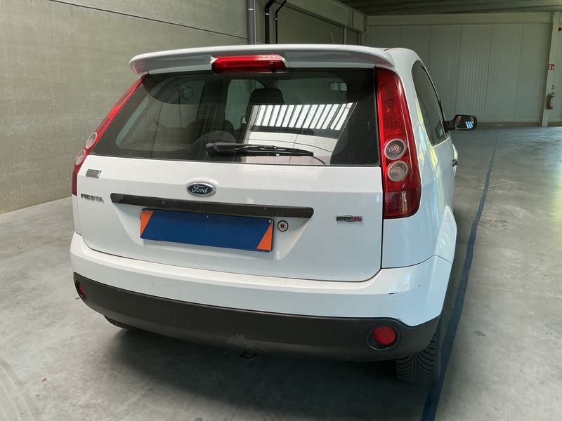 Ford Fiesta 1.4 TDCi Basis 2008 – снимка 2