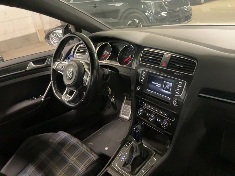 Volkswagen Golf VII 1.4 GTE 2016 – снимка 17