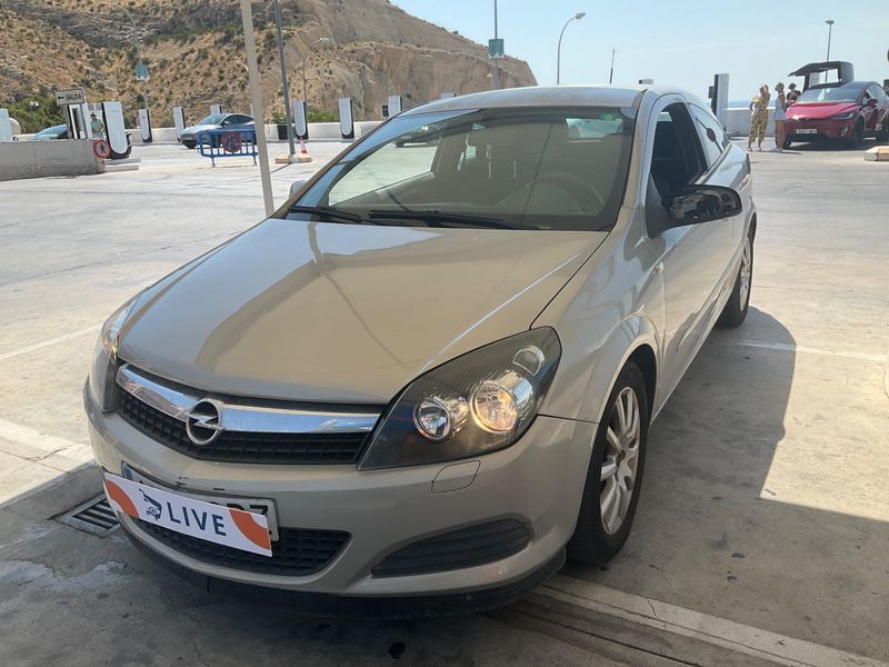 Opel Astra GTC 1.4 Enjoy 2008 – снимка 1