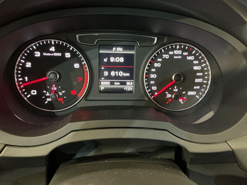 Audi Q3 2.0 TFSI quattro Sport 2018 – снимка 18