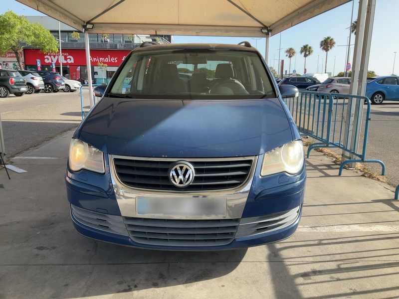 Volkswagen Touran 2.0 TDI United 2008 – снимка 14