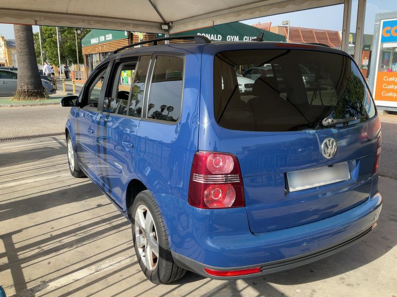 Volkswagen Touran 2.0 TDI United 2008 – снимка 6