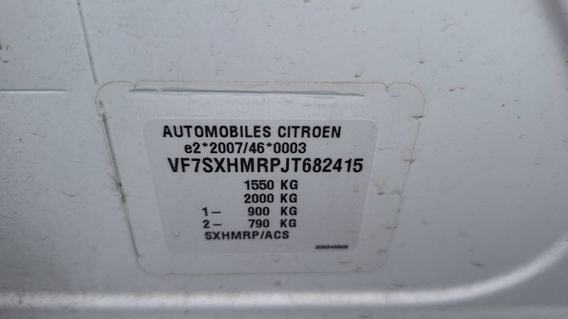 Citroen C3 1.2 PureTech Shine 2018 – снимка 18