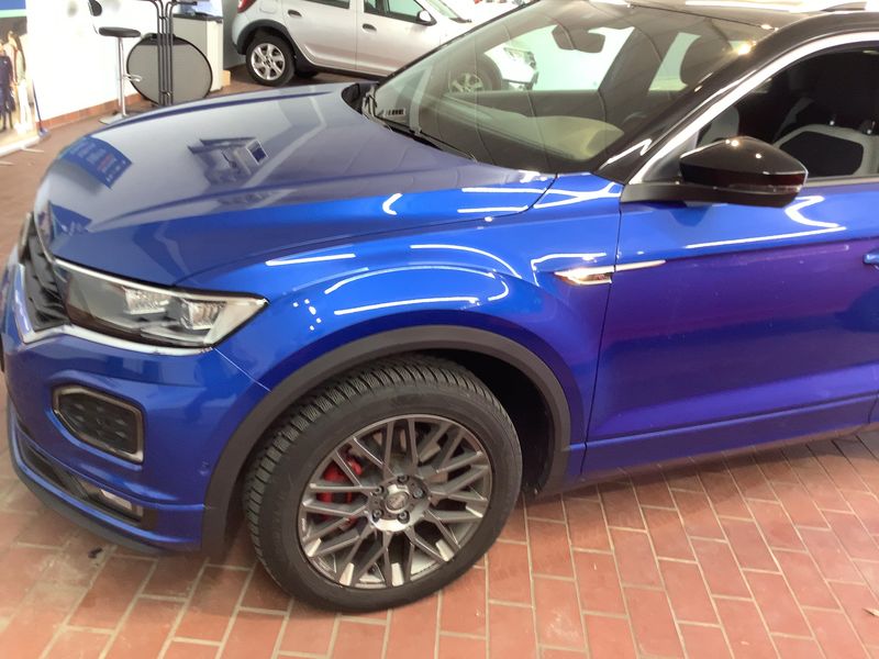 Volkswagen T-Roc 2.0 TSI Sport 4Motion 2019 – снимка 2