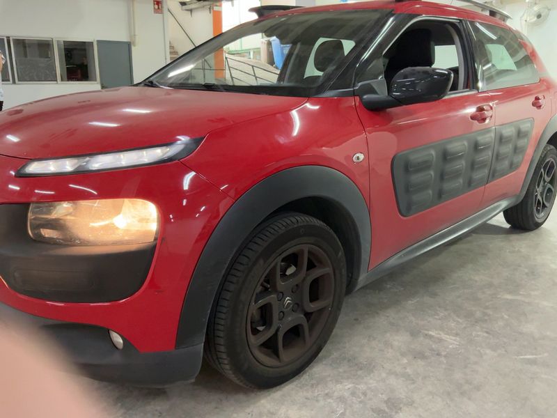 Citroen C4 Cactus 1.2 VTi Feel 2015 – снимка 2