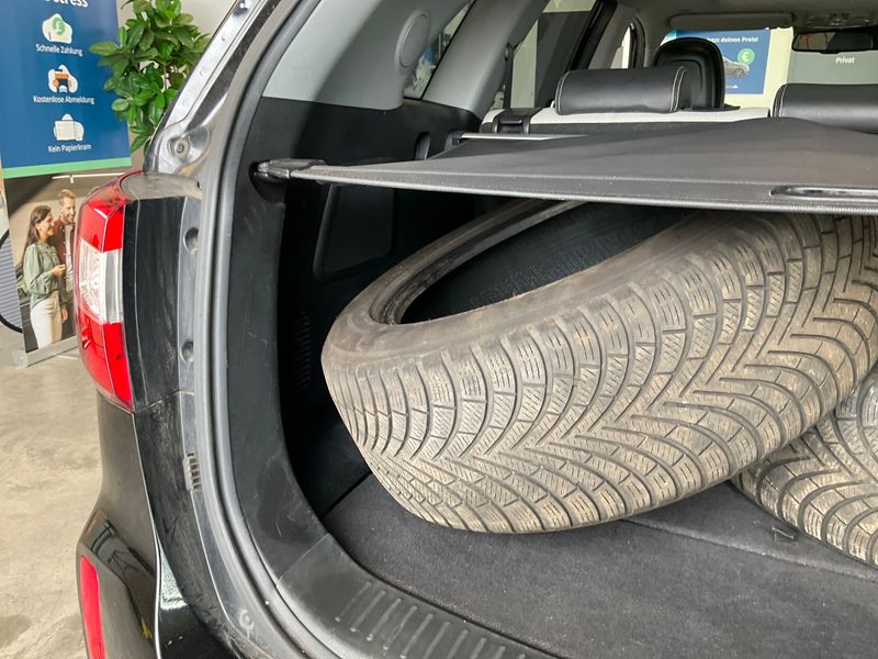 Kia Sorento 2.2 CRDi Platinum Edition 4WD 2015 – снимка 27