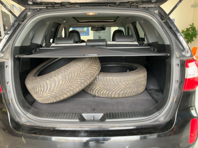 Kia Sorento 2.2 CRDi Platinum Edition 4WD 2015 – снимка 15