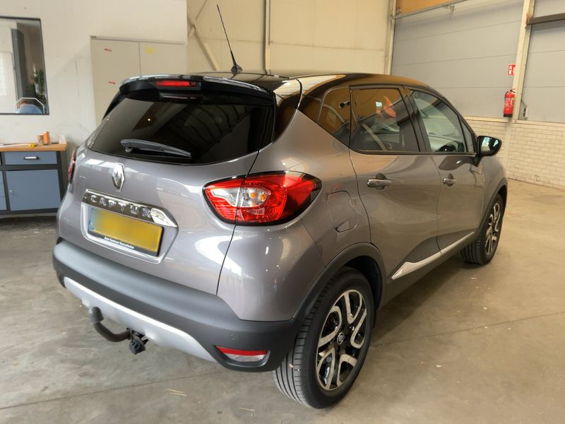 Renault Captur 1.2 TCe Energy XMOD 2017 – снимка 8