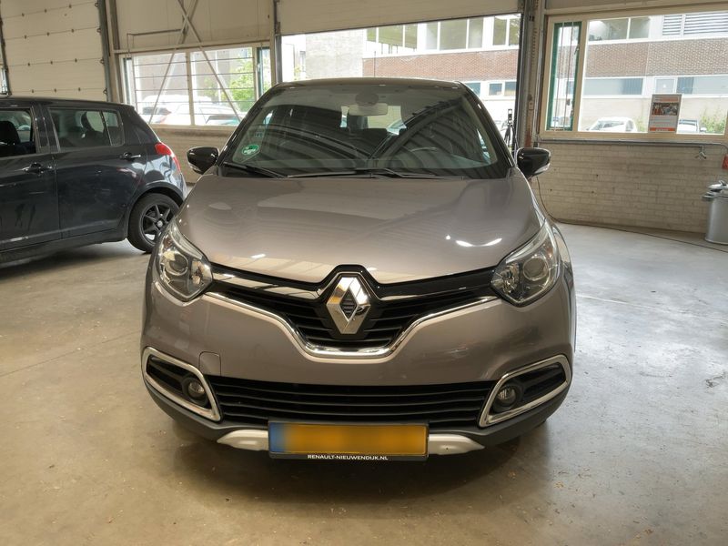 Renault Captur 1.2 TCe Energy XMOD 2017 – снимка 14