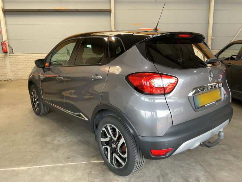 Renault Captur 1.2 TCe Energy XMOD 2017 – снимка 6