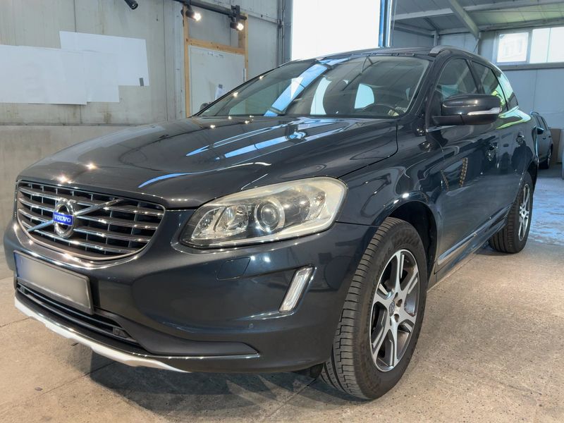 Volvo XC60 2.0 D4 Summum 2WD 2015 – снимка 1