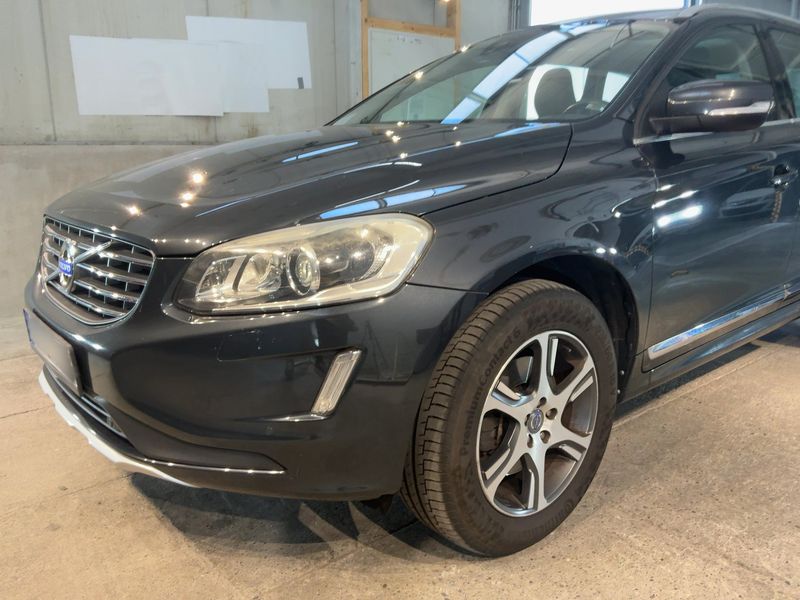 Volvo XC60 2.0 D4 Summum 2WD 2015 – снимка 2