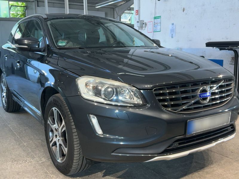 Volvo XC60 2.0 D4 Summum 2WD 2015 – снимка 12
