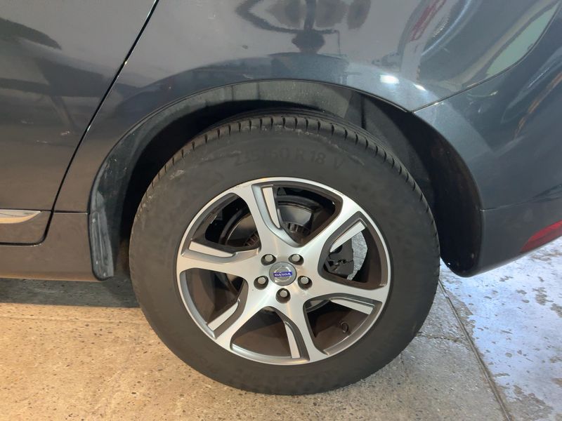 Volvo XC60 2.0 D4 Summum 2WD 2015 – снимка 5