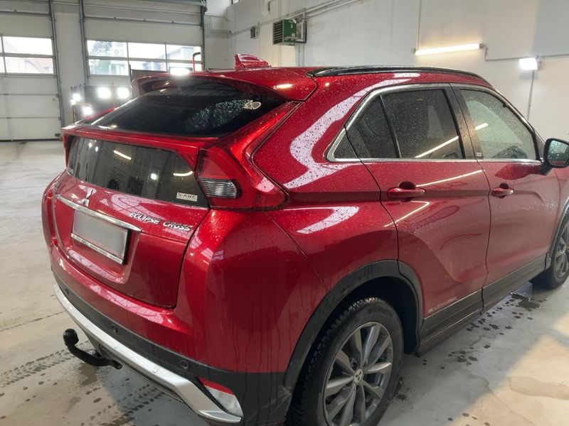 Mitsubishi Eclipse Cross 2.2 DI-D Intense 4WD 2019 – снимка 8