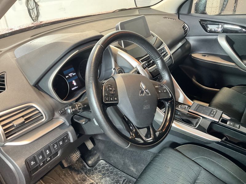 Mitsubishi Eclipse Cross 2.2 DI-D Intense 4WD 2019 – снимка 24