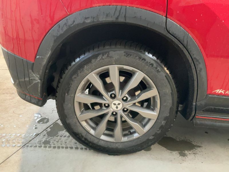 Mitsubishi Eclipse Cross 2.2 DI-D Intense 4WD 2019 – снимка 9