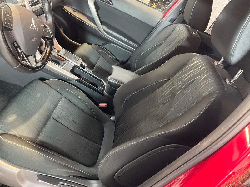 Mitsubishi Eclipse Cross 2.2 DI-D Intense 4WD 2019 – снимка 23