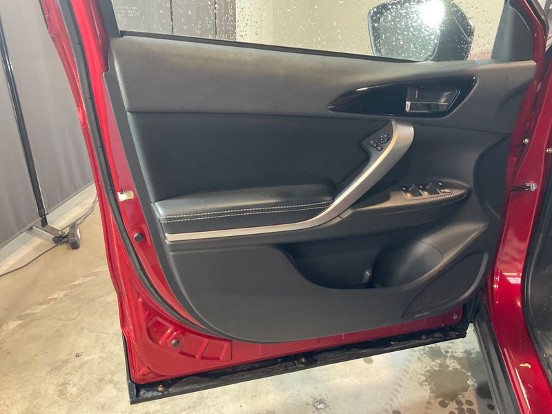 Mitsubishi Eclipse Cross 2.2 DI-D Intense 4WD 2019 – снимка 25