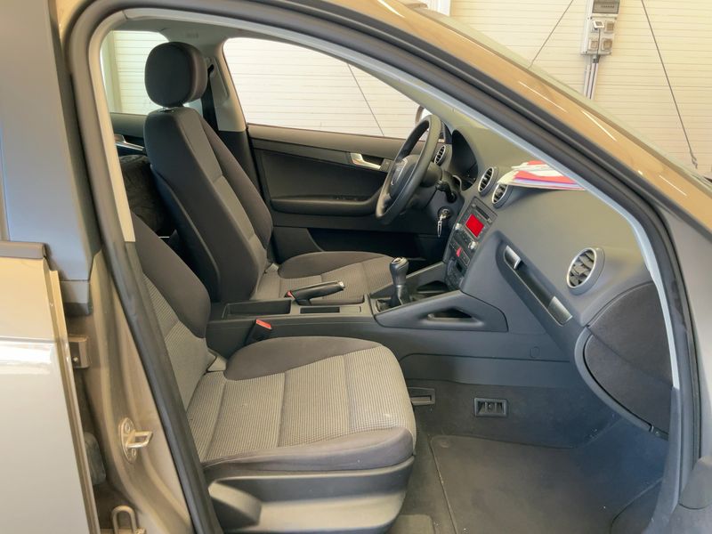 Audi A3 Sportback 1.6 Attraction 2008 – снимка 17