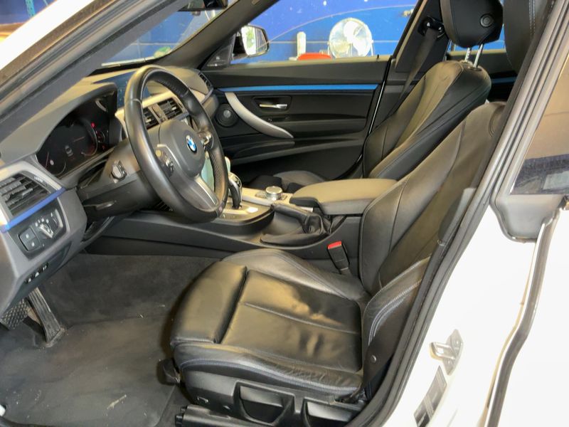BMW 3er 330i GT M Sport 2020 – снимка 16