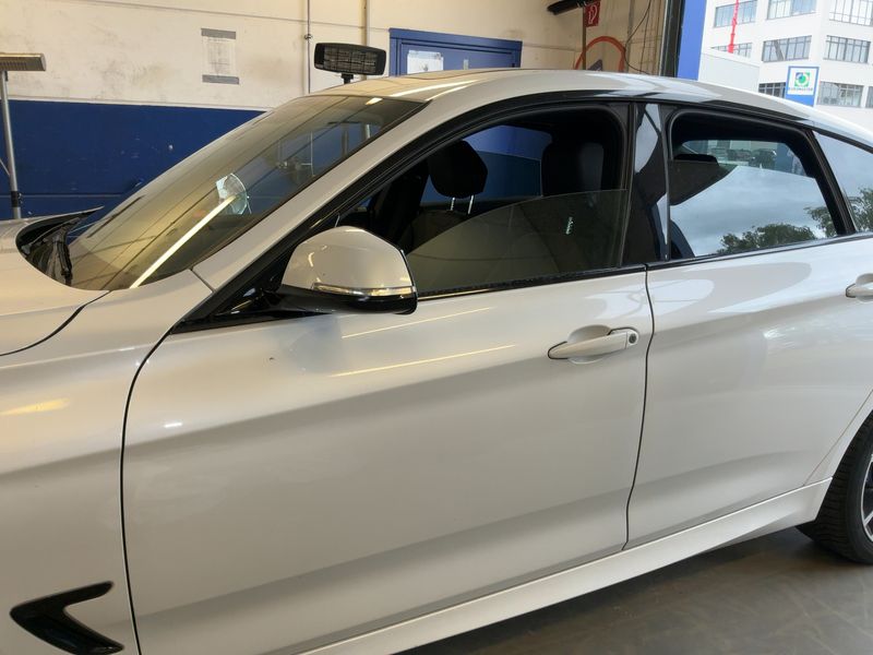 BMW 3er 330i GT M Sport 2020 – снимка 4